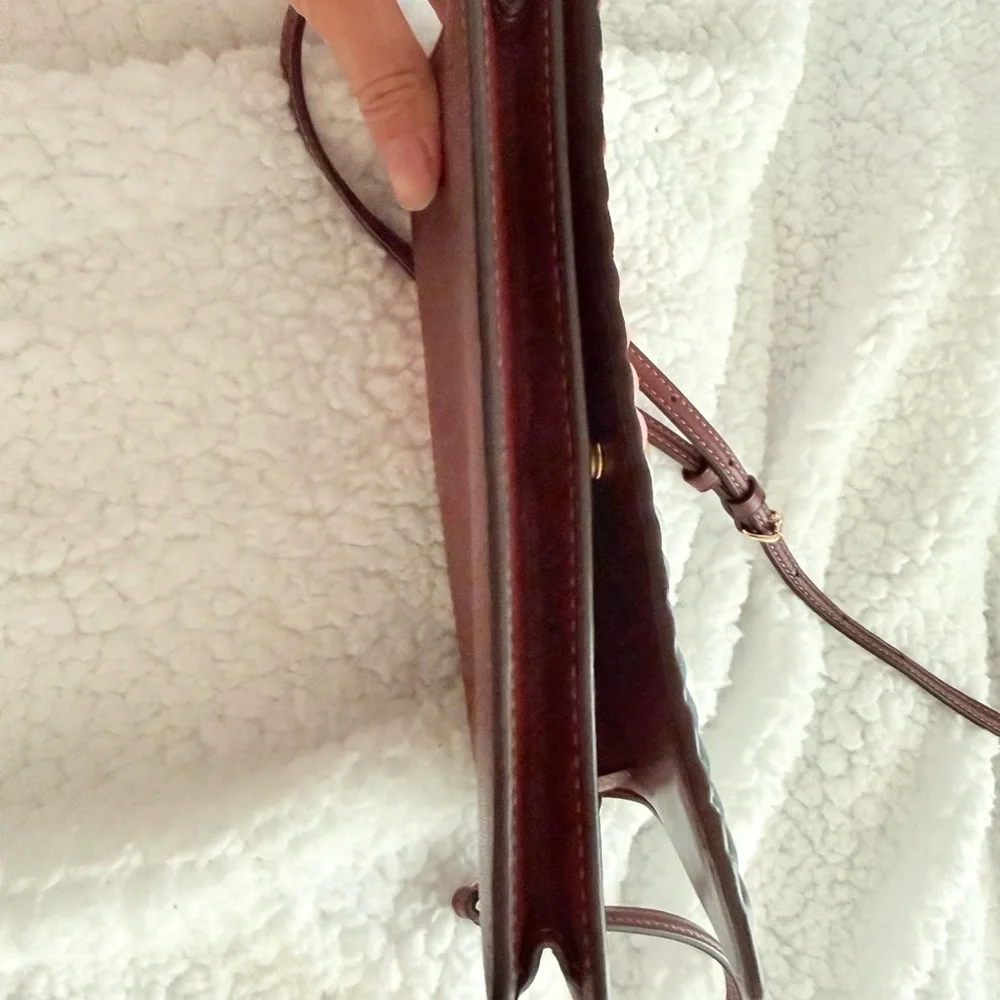 Coach Anna Foldover crossbody clutch with linear rainbow quilting - Picture 9 of 10